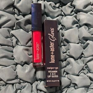 NEW 💄 Lune+Aster Swipe+Go Vitamin C&E Lip Gloss- Innovator